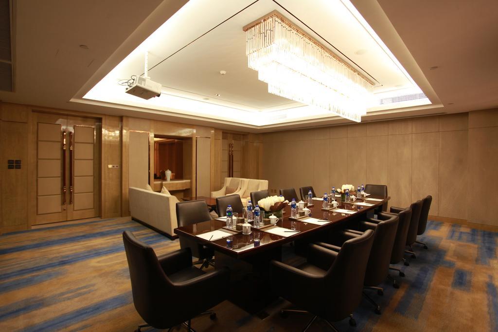 Howard Johnson Qinlu Plaza Yingtan Exterior photo